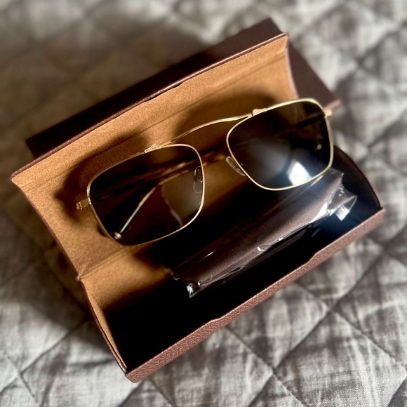 Matsuda Sunglasses Unisex Aviator M3047 Gold Tone -NEW - Picture 3 of 10